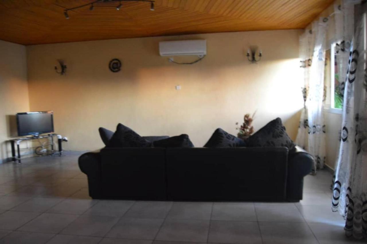Residence Hoteliere Borel Denver ドゥアラ エクステリア 写真