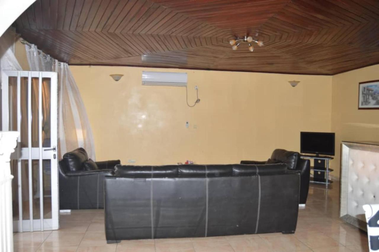 Residence Hoteliere Borel Denver ドゥアラ エクステリア 写真