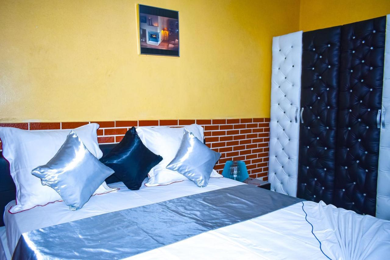 Residence Hoteliere Borel Denver ドゥアラ エクステリア 写真
