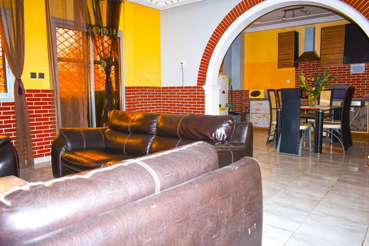 Residence Hoteliere Borel Denver ドゥアラ エクステリア 写真