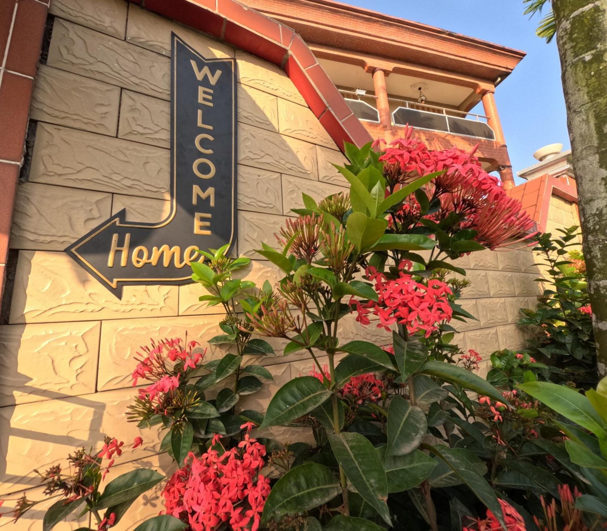 Residence Hoteliere Borel Denver ドゥアラ エクステリア 写真